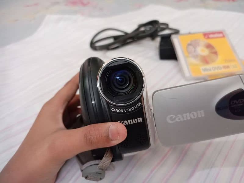 canon. camera from Canada 5