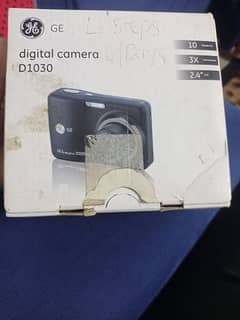 digital camera D1030 condition ok