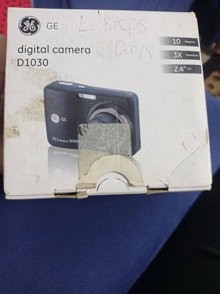 digital camera D1030 condition ok 0