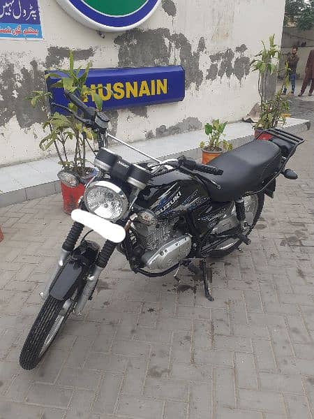 Suzuki GS 150 1