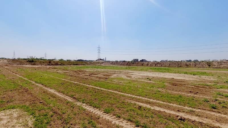 10 Marla Residential Plot Available For Sale In Lake City Sector M-3 Extension 1 1