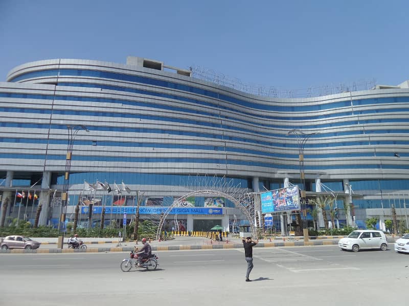 Corporate Offices Available World Trade Center (GIGA Mall) DHA II Islamabad for sale. 0