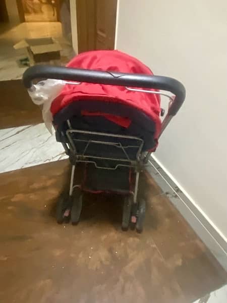 Imported Baby pram good condition almost new 4