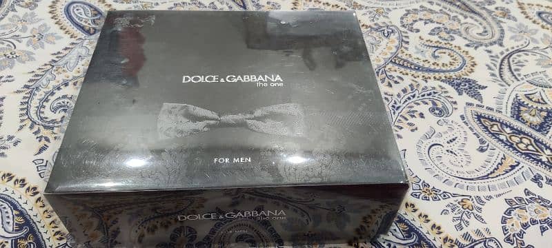 Dolce & Gabbana The One 50 ml Branded Perfume with Gift Box 5