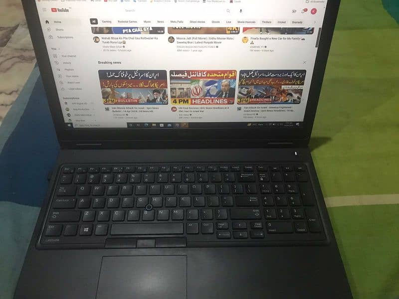 Dell Latitude laptop 5580 i5 6th Generation 8GB/256 SSD 10/10 1