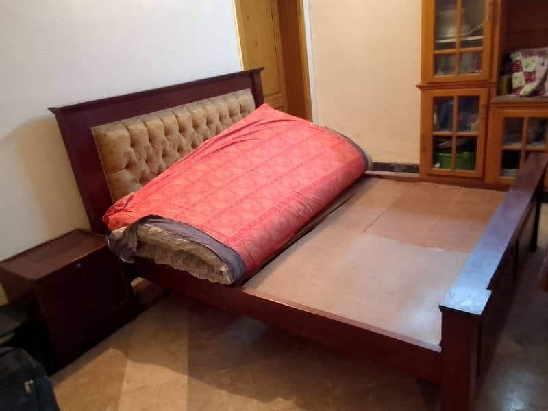 diyar Wood double bed 3