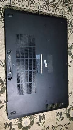 Dell Latitude E5570 Gaming laptop 0
