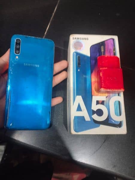 Samsung a 50 4 128 gb with data and charger 1