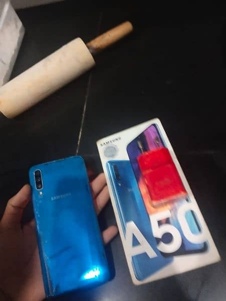 Samsung a 50 4 128 gb with data and charger 4
