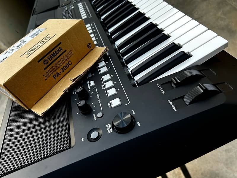 Yamaha psr SX600 Brand New Keyboard with Indian Expension 4