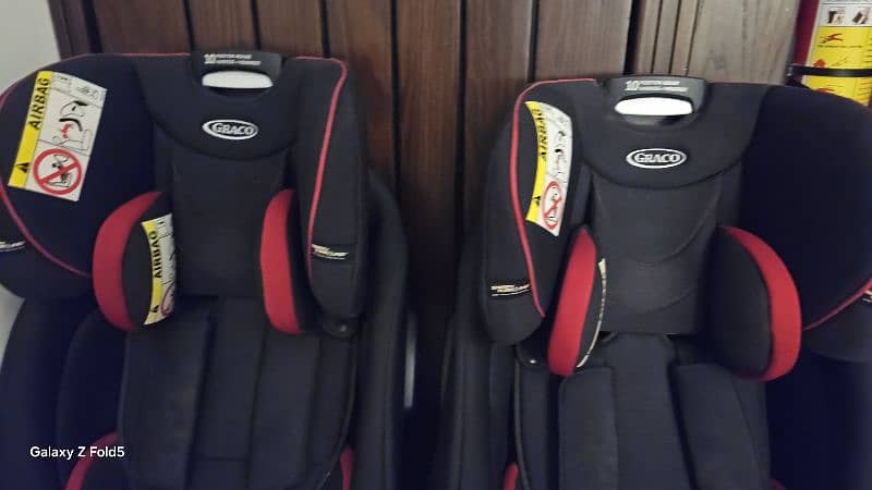 Graco Imported car seats 1 year Used 2
