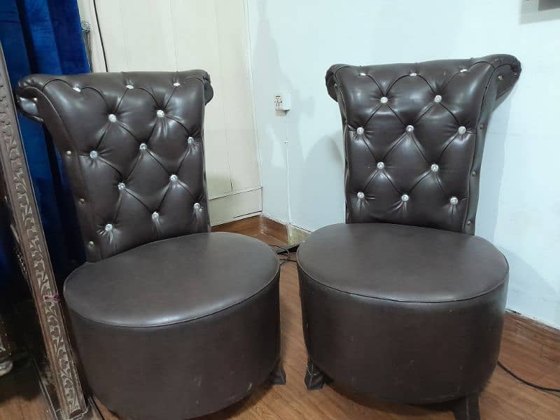 Leather Sofa Chairs with table 1
