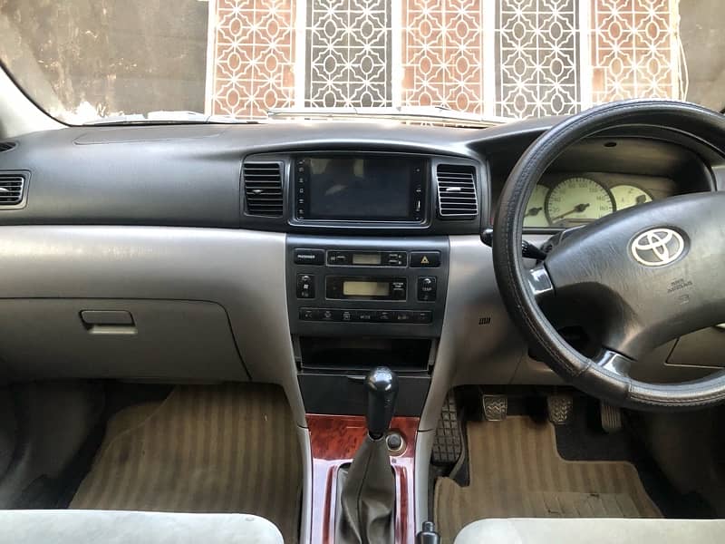 COROLLA G MANUAL WITH CLIMATE CONTROL 1.5 2