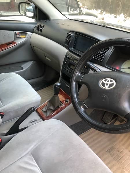 COROLLA G MANUAL WITH CLIMATE CONTROL 1.5 8