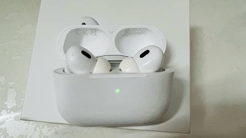 Apple Airpods Pro 2 with Comply Foam Eartips (Worth 12k) 2