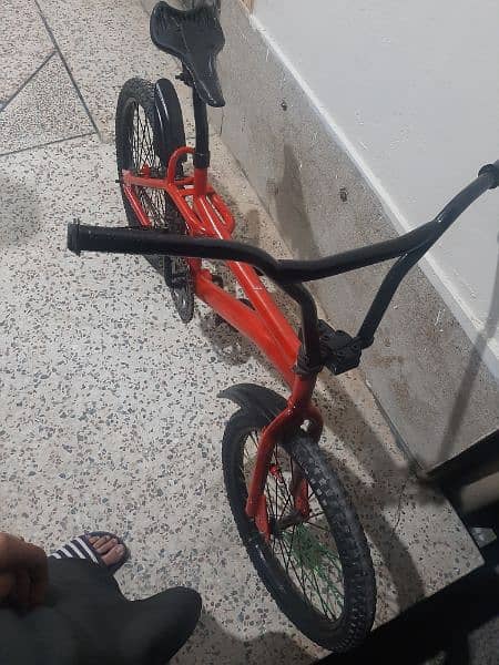 bmx cycle full ment codition red color and black tyres 3