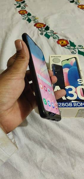 SUMSUNG A30S 4GB 128GB DAUL SIM PTA APPROVE WITH BOX 3