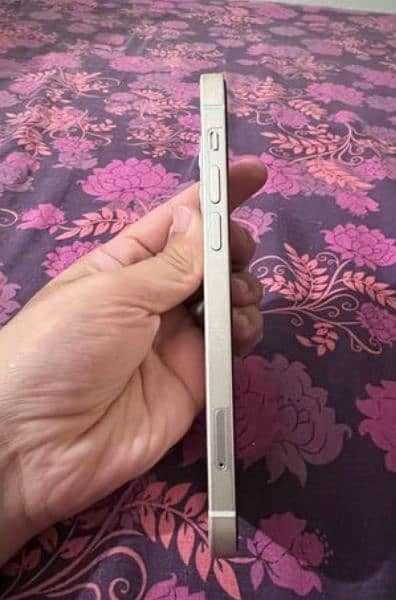 iPhone 12 Pta approved 4gb. -128 GB  front speaker not working 6