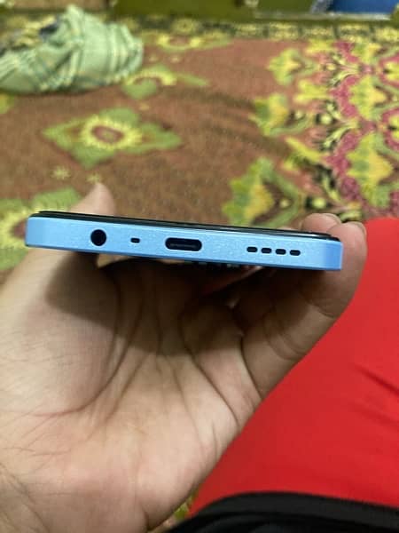 realme note 50 4/64 with box charger 4
