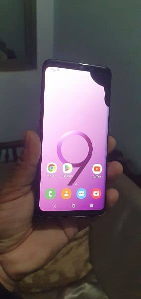 samsung s9 dotted 8
