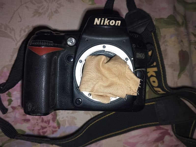 Nikon DSLR D90 4