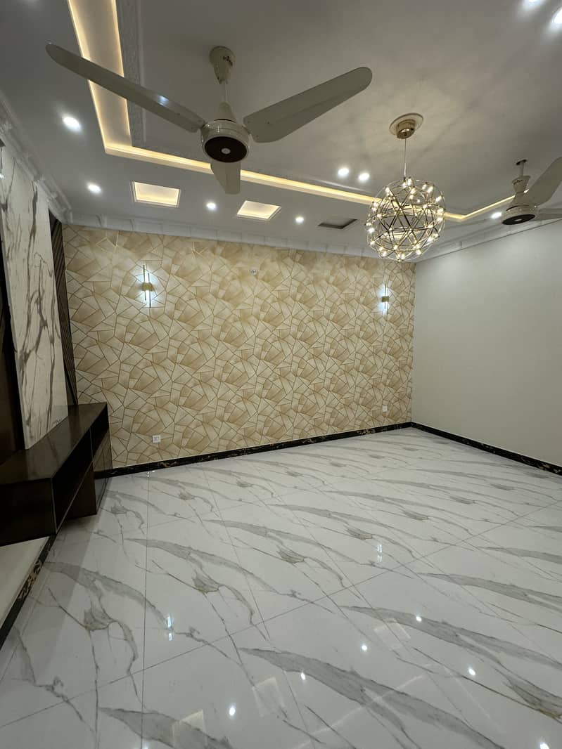 1 Kanal Upper Portion Available For Rent On Ideal Location Of Bahria Town Jasmine Block Lahore 14