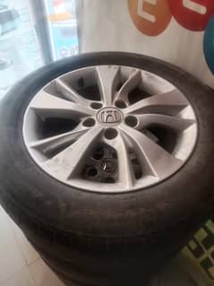 Tyres with Alloy rims 0