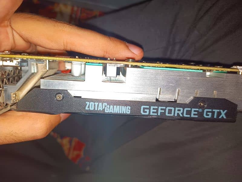 GeForce GTX 1650 4GB 1