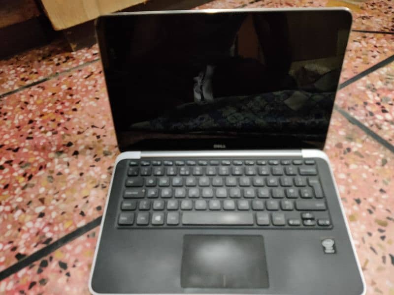 DELL XPS series i7  4thGenerationTouch screen 2