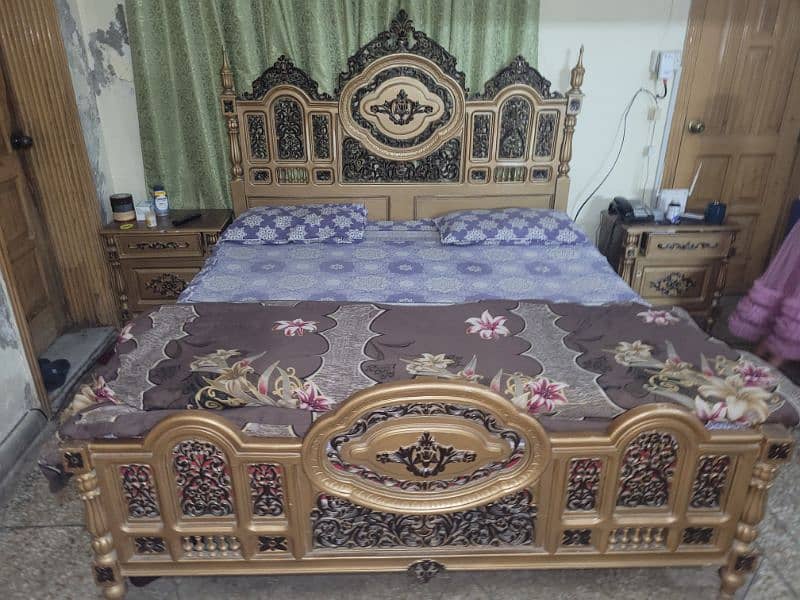 King size bed for sale with master molty mattress 5