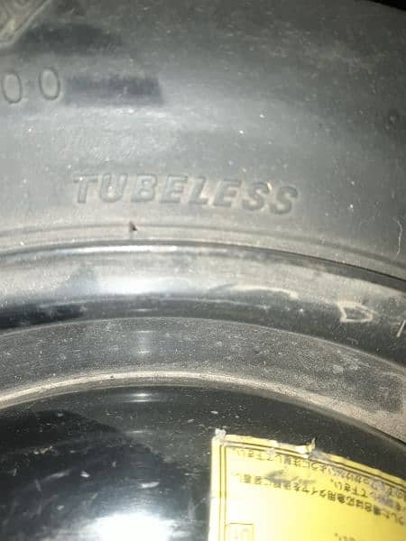 made in Indonesia  tube less tyre  for sale 4