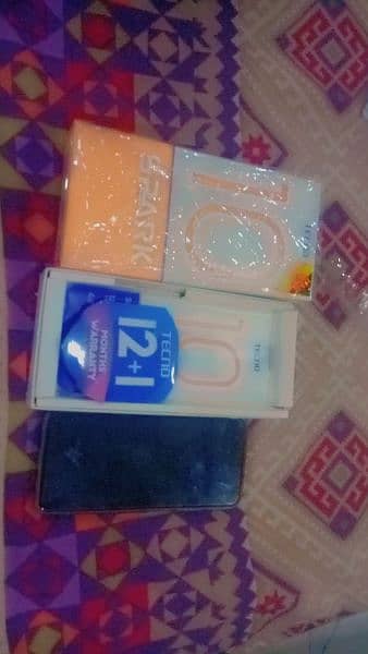 Tecno spark 10 like new fresh 4+4 128 1