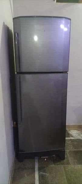 Haier full size refrigerator 5