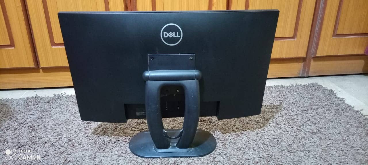 Dell 24 Inch lcd 10/10 condition 2
