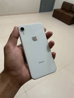 i phone xr pta  single approved 0