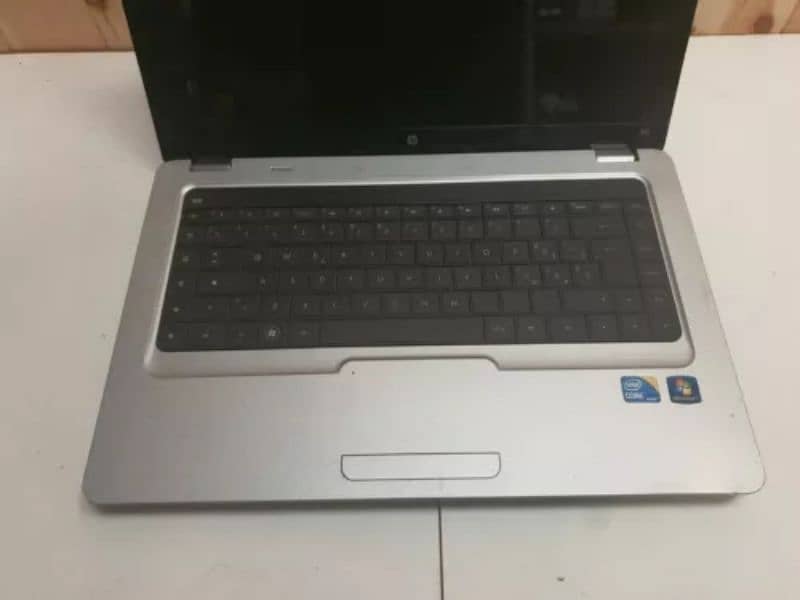 HP Laptop G62 Used Looking New X15-53758 3