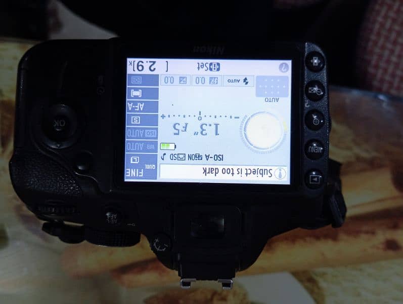 Nikon DSLR d3200 5