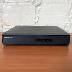 Hikvision NVR 8ch new