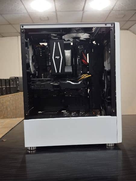 core i3 12gen with rx590 1