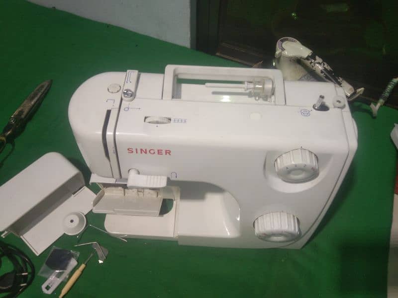 singer sewing machine 8280 0