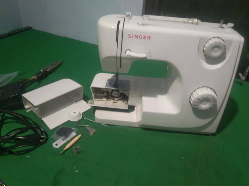 singer sewing machine 8280 1