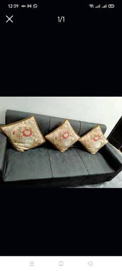 5 Seater leather Sofa Set For Sale
