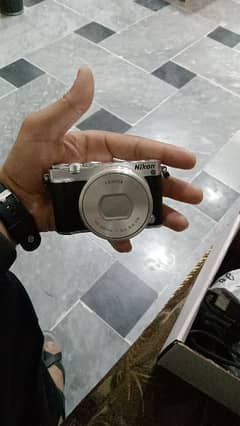 Nikon 1 J5 0
