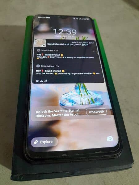 Infinix hot 9 play 4/64 for sale 10/10 bht km used hy 03003994227 9