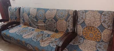 Sofa Set 5 seater for sale. Good condition. original print leopard 0