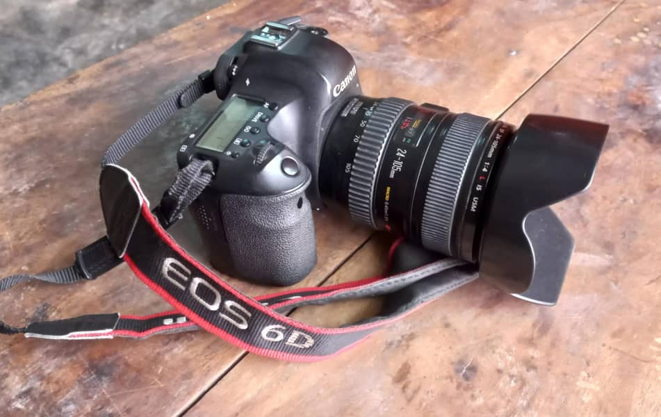 canon 6D lens with 24-105mm F4 50 mm 1.8 1