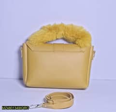 women's chunky chain purse with Fur