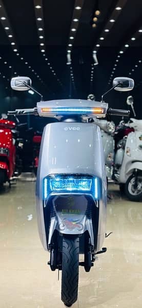 EVEE C1 AIR C1 PRO NISA GENZ SCOOTER AUTOMATIC EV MALE BOY GIRL LADIES 13