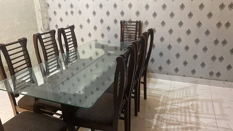 8 chairs with table  10/10condition 1