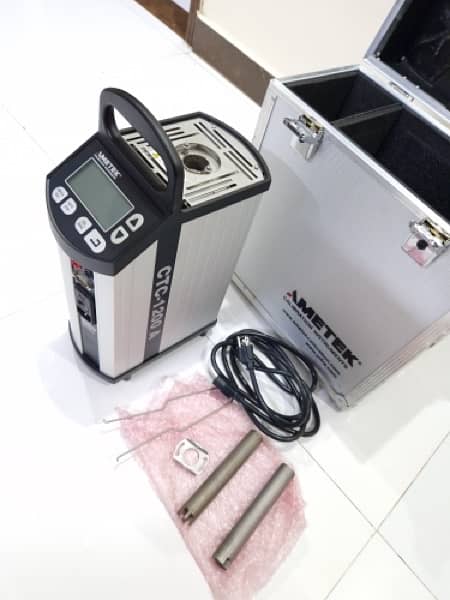 Temperature Calibrator/Dry block calibrator/Dry well Calibrator 0